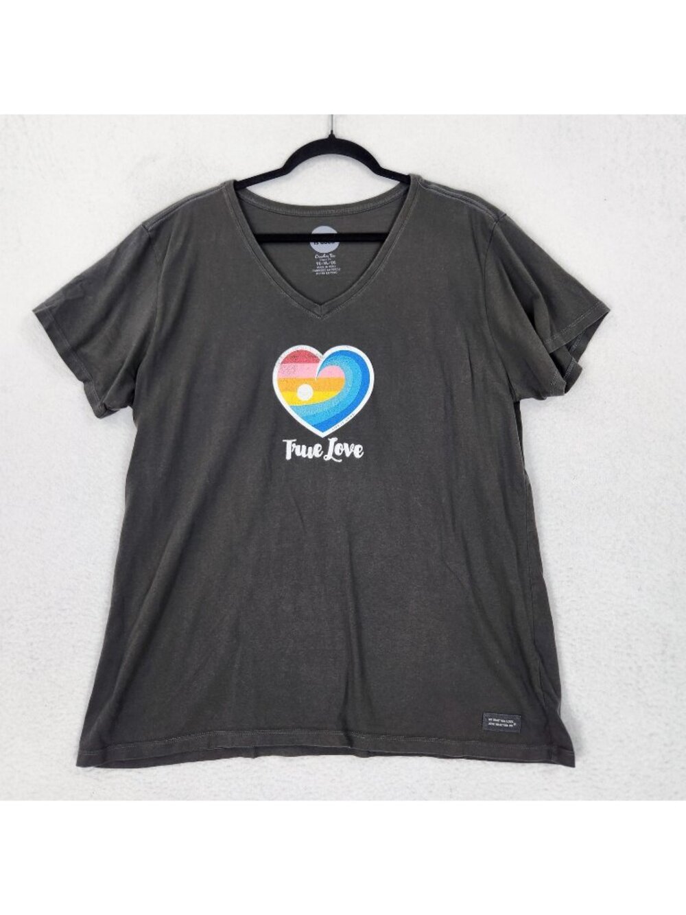 Life Is Good Shirt Womens XL Gray V Neck True Love Heart Crusher Graphic Tee